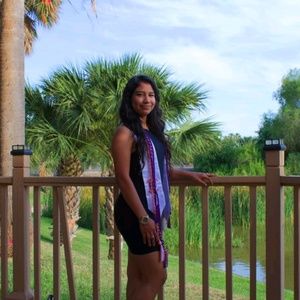 Meet your Posher, Lucy